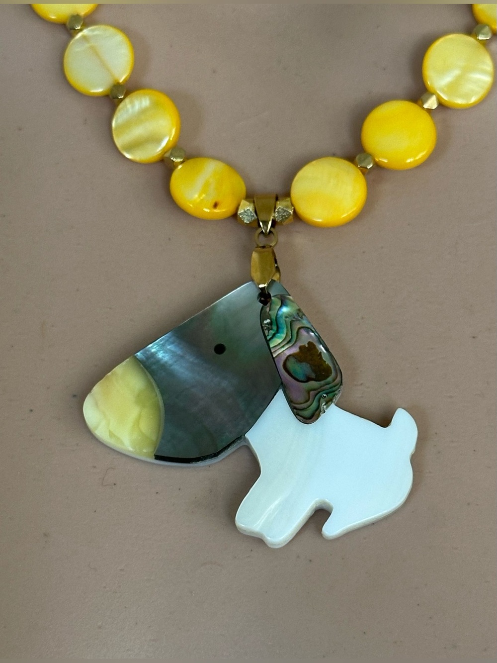 20-1/2 inch White Mother-of-Pearl Necklace NWOT - Picture 7 of 14